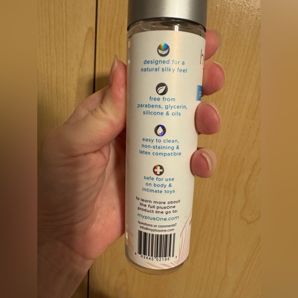 FORIA Massage Oil - Picture 14 of 15